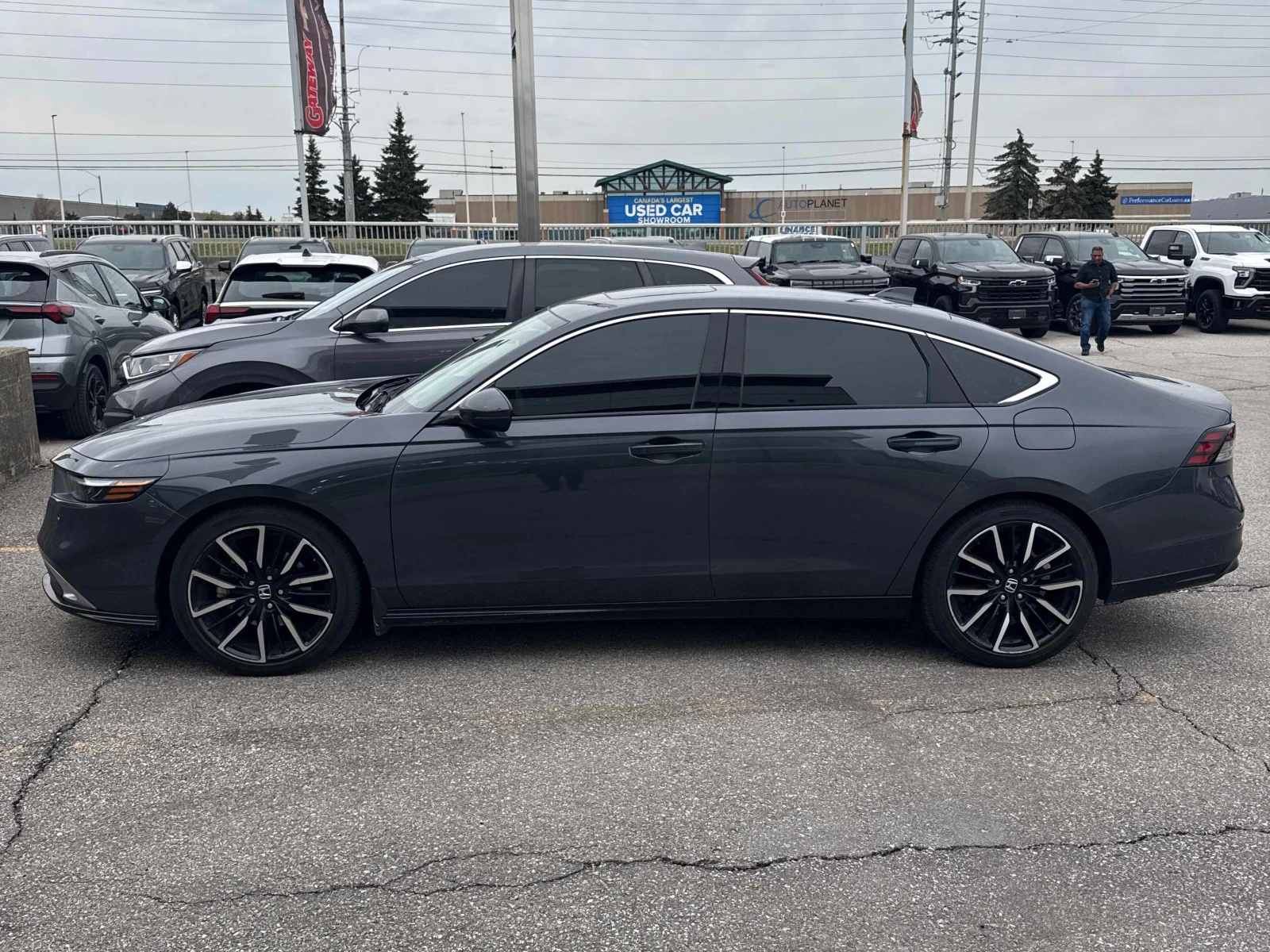 Honda Accord Touring  CARFAX, снимка 2 - Автомобили и джипове - 56018703