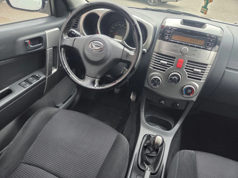 Daihatsu Terios 1.5i-4x4-Gaz.Inj. , снимка 13 - Автомобили и джипове - 52494096