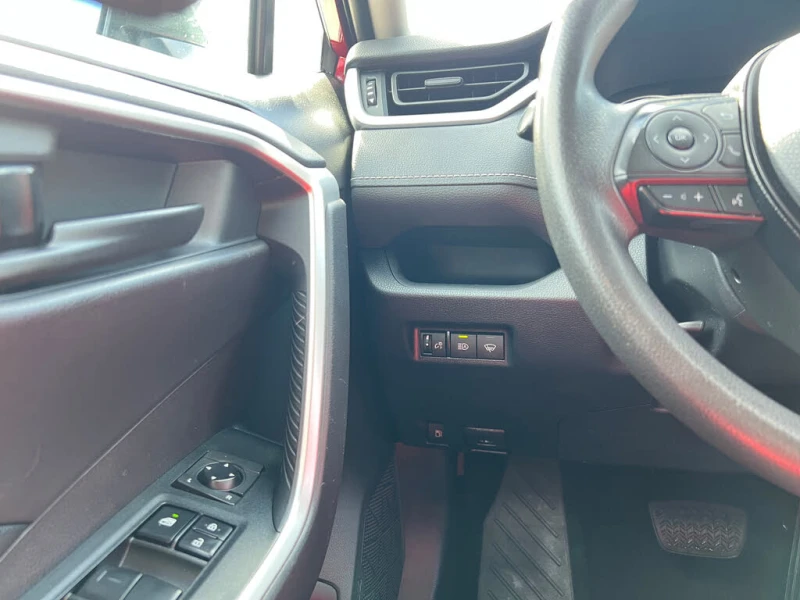 Toyota Rav4 Hybrid LE AWD, снимка 13 - Автомобили и джипове - 53167658