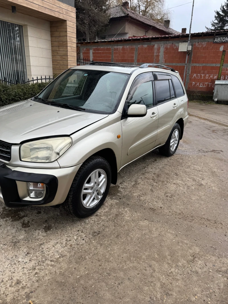 Toyota Rav4 2.0 VVTI, снимка 3 - Автомобили и джипове - 53295905