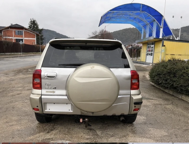 Toyota Rav4 2.0 VVTI, снимка 2 - Автомобили и джипове - 53295905