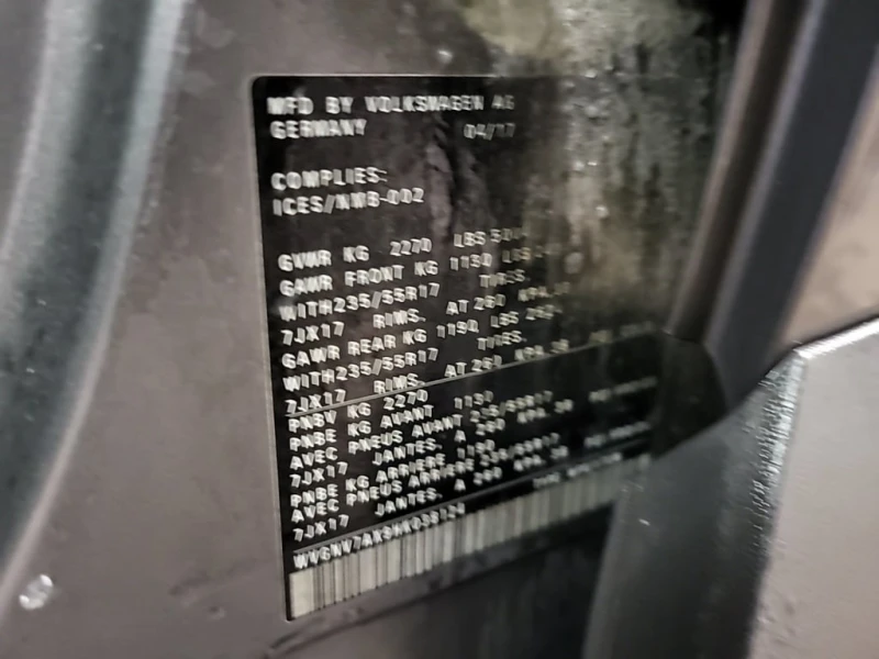 VW Tiguan * WOLFSBURG EDITION * CARFAX * , снимка 15 - Автомобили и джипове - 53324079