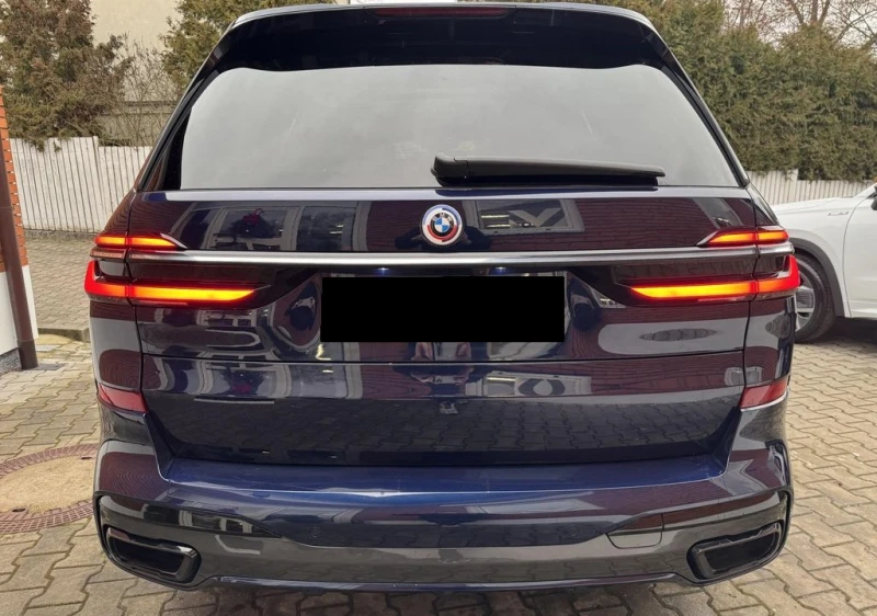BMW X7 40i xDrive M-Sport Pro, снимка 5 - Автомобили и джипове - 53349786