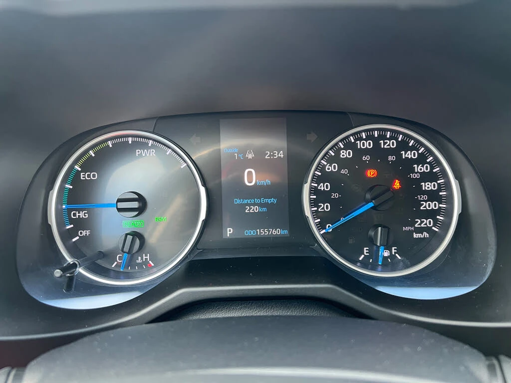 Toyota Rav4 Hybrid LE AWD - изображение 8