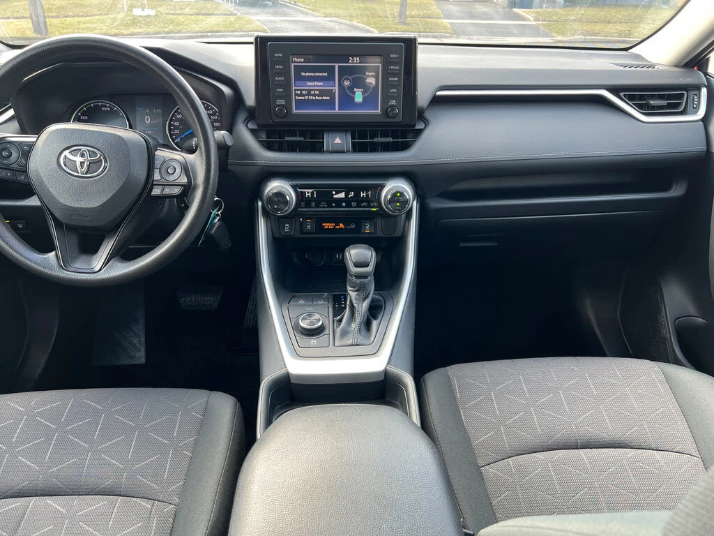 Toyota Rav4 Hybrid LE AWD - изображение 10