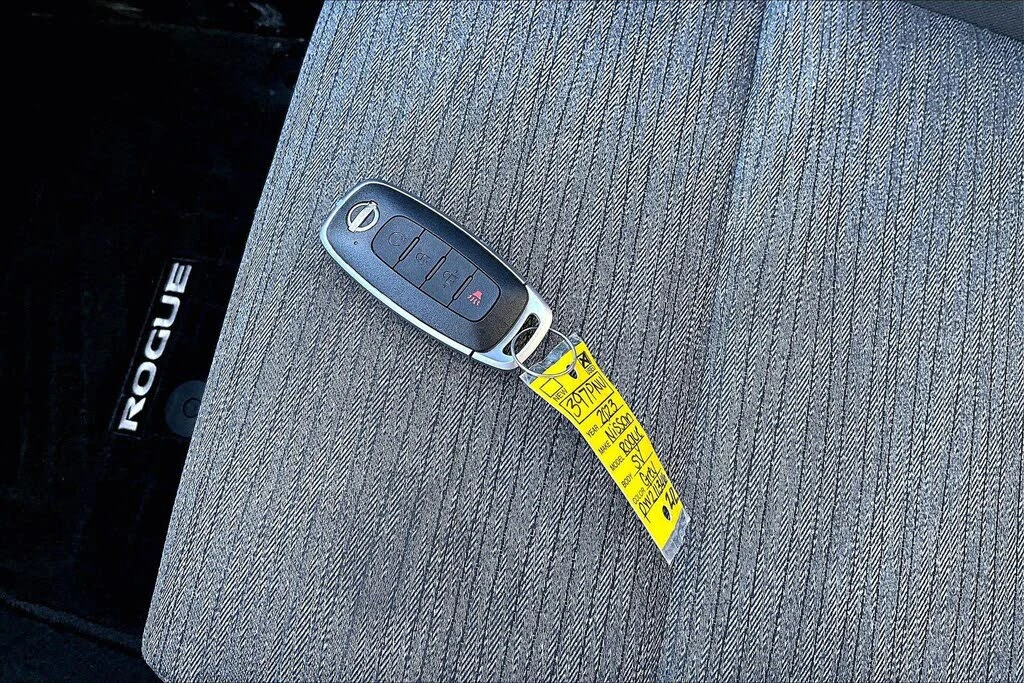 Nissan Rogue SV Moonroof AWD АвтоКредит  (ЦЕНА ДО БГ), снимка 2 - Автомобили и джипове - 54001857