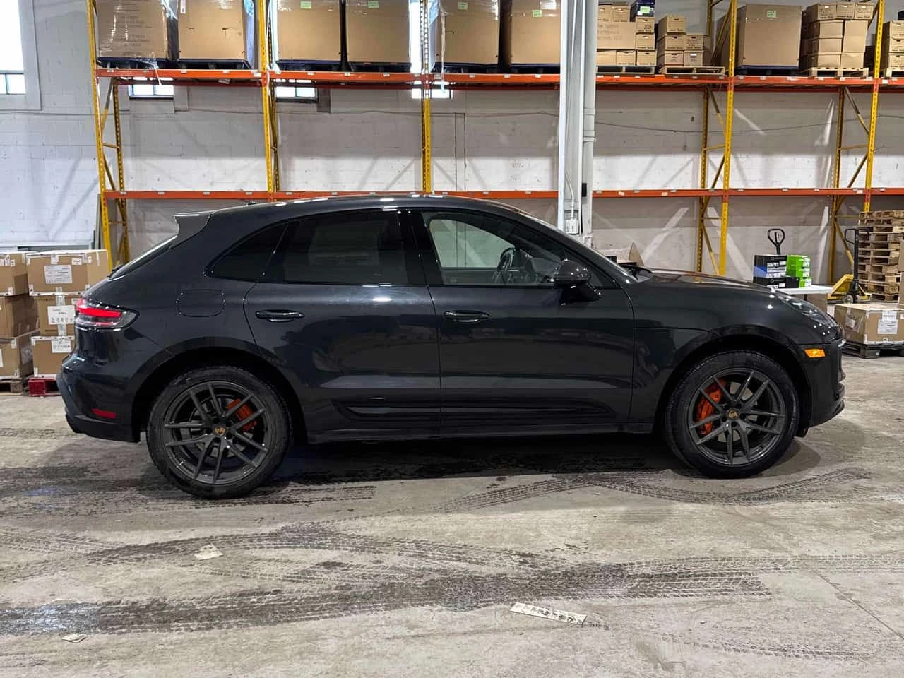 Porsche Macan T AWD/ПАНОРАМА/ДИСТРОНИК/ОБДУХВАНЕ, снимка 4 - Автомобили и джипове - 54033611