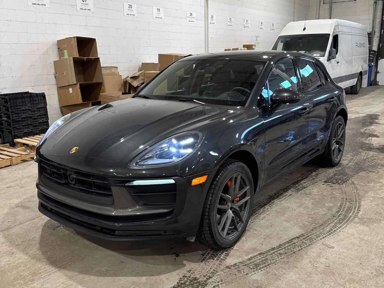 Porsche Macan T AWD/ПАНОРАМА/ДИСТРОНИК/ОБДУХВАНЕ | Auto.bg — изображение 1