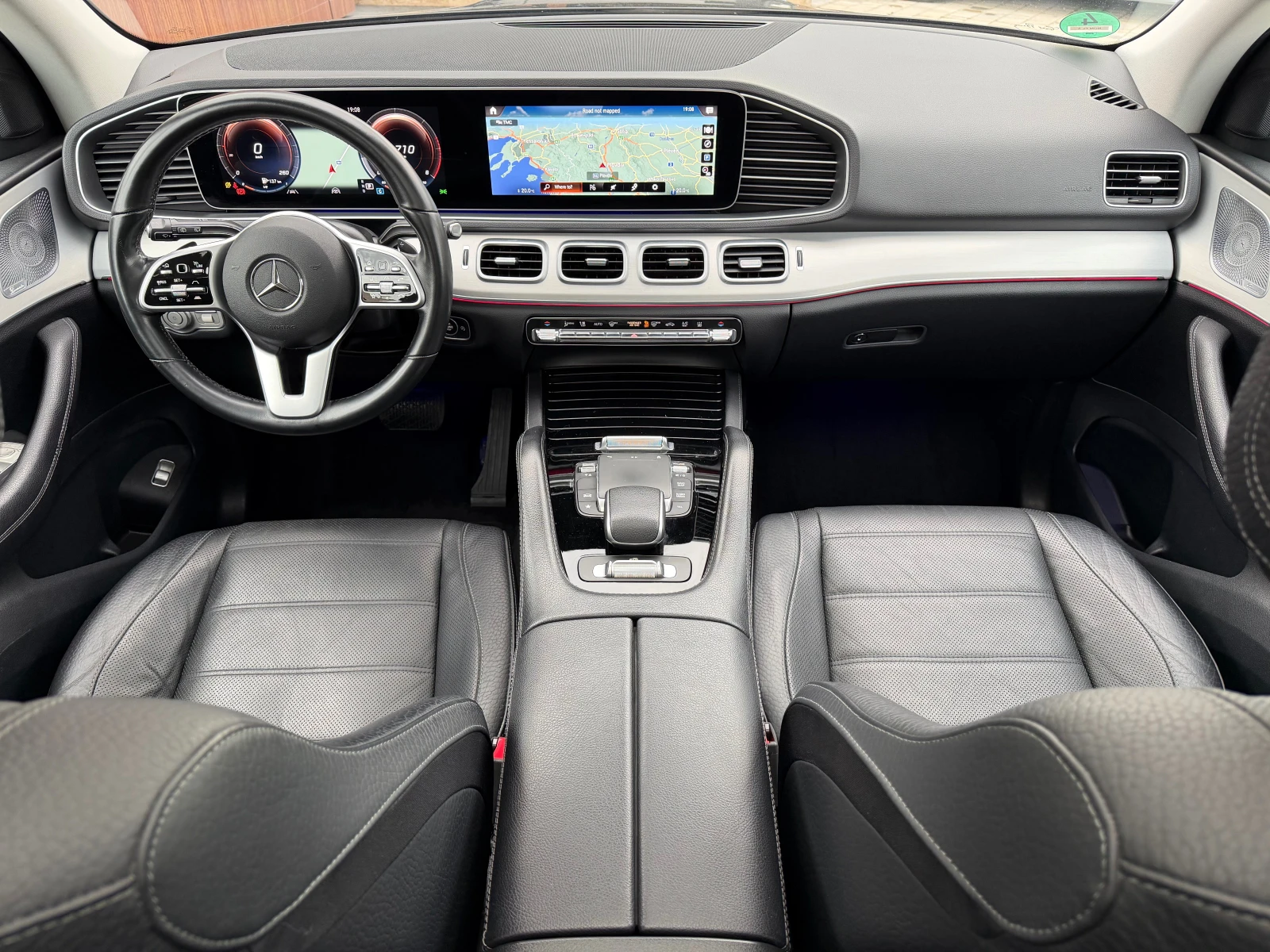 Mercedes-Benz GLE 400 AMG * VAKUM* OBDUH* PANO* DISTR* KeyLess* BURM* Bl, снимка 10 - Автомобили и джипове - 54656486