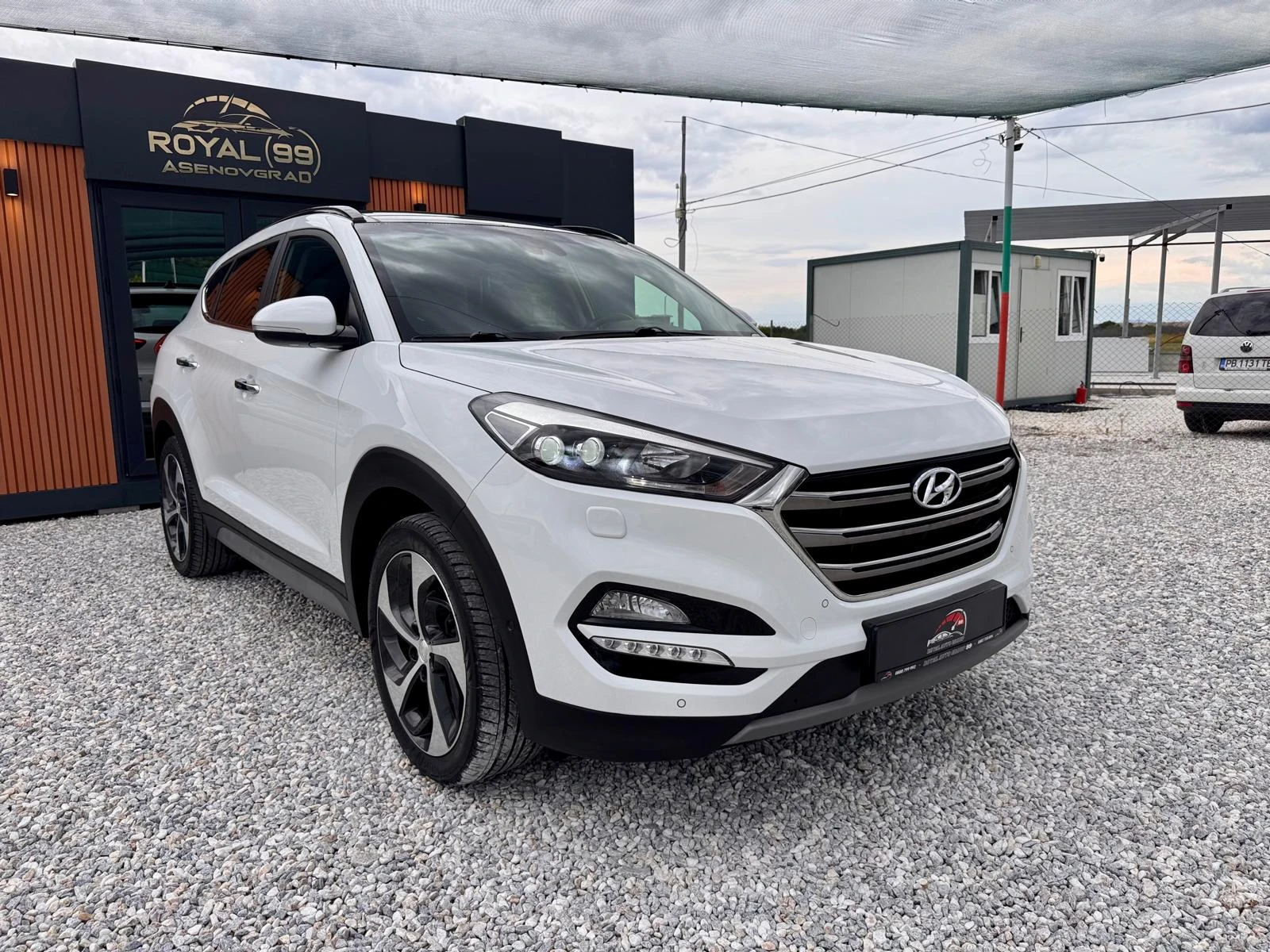 Hyundai Tucson 2.0CRDI::STYLE::4X4, снимка 3 - Автомобили и джипове - 55421845
