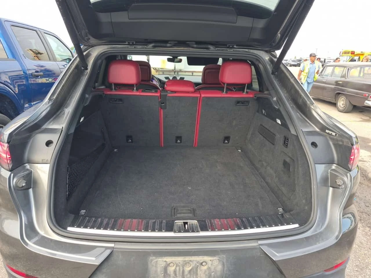 Porsche Cayenne  S / RED INT / 360 / PANORAMA / MEMORY , снимка 14 - Автомобили и джипове - 55458481