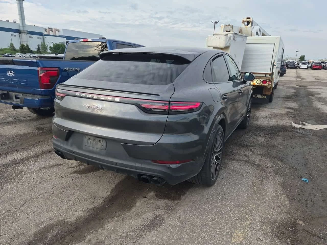 Porsche Cayenne  S / RED INT / 360 / PANORAMA / MEMORY , снимка 3 - Автомобили и джипове - 55458481