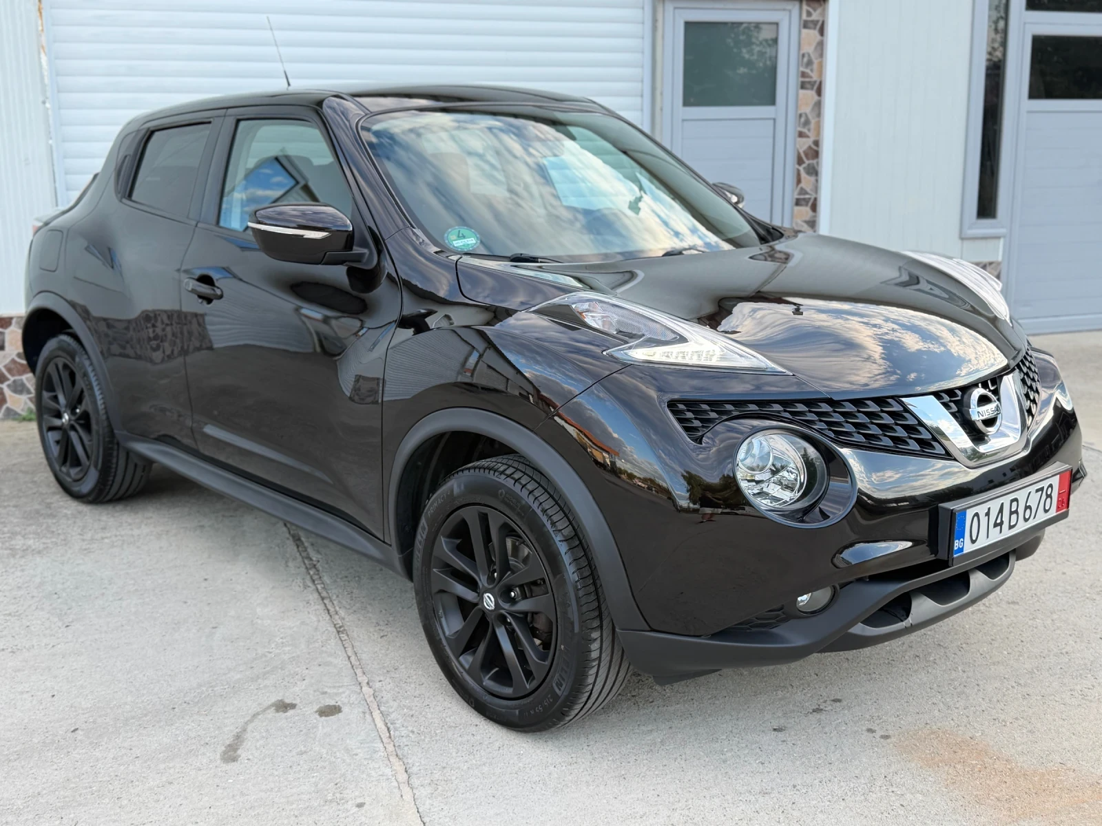 Nissan Juke 1.5DCI Black Line* Navi* Пълна сервизна история* , снимка 3 - Автомобили и джипове - 55666502