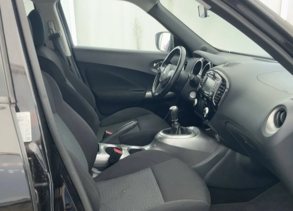Nissan Juke 1.5DCI Black Line* Navi* Пълна сервизна история* , снимка 4 - Автомобили и джипове - 55666502