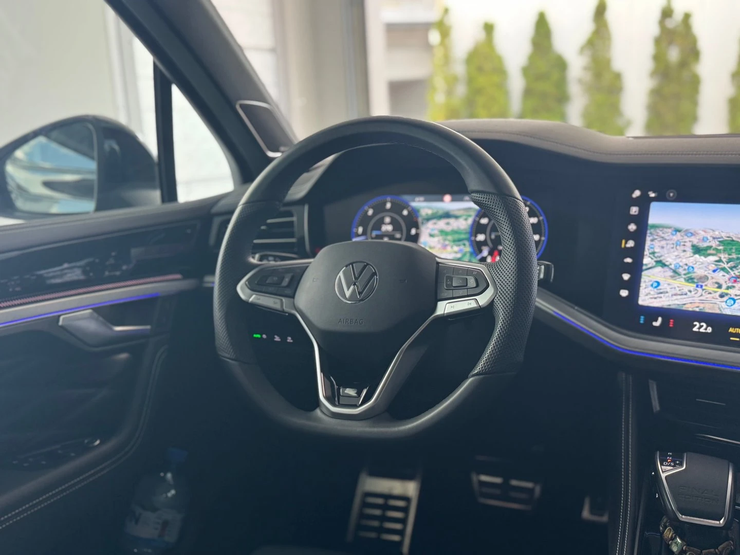 VW Touareg, снимка 9 - Автомобили и джипове - 56422708