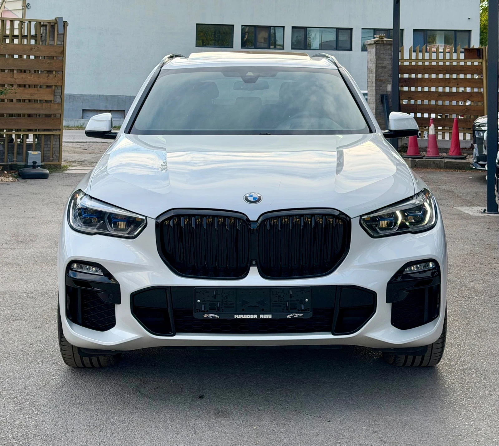 BMW X5 xDrive 40i M-Pack, снимка 3 - Автомобили и джипове - 56326231