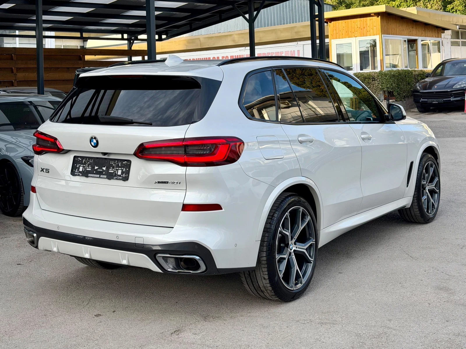 BMW X5 xDrive 40i M-Pack, снимка 6 - Автомобили и джипове - 56326231