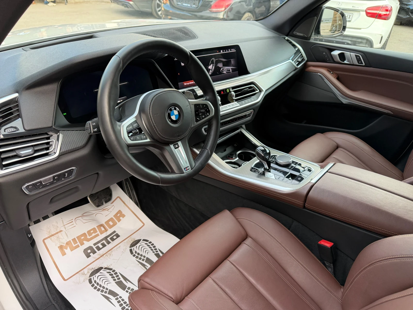 BMW X5 xDrive 40i M-Pack, снимка 9 - Автомобили и джипове - 56326231