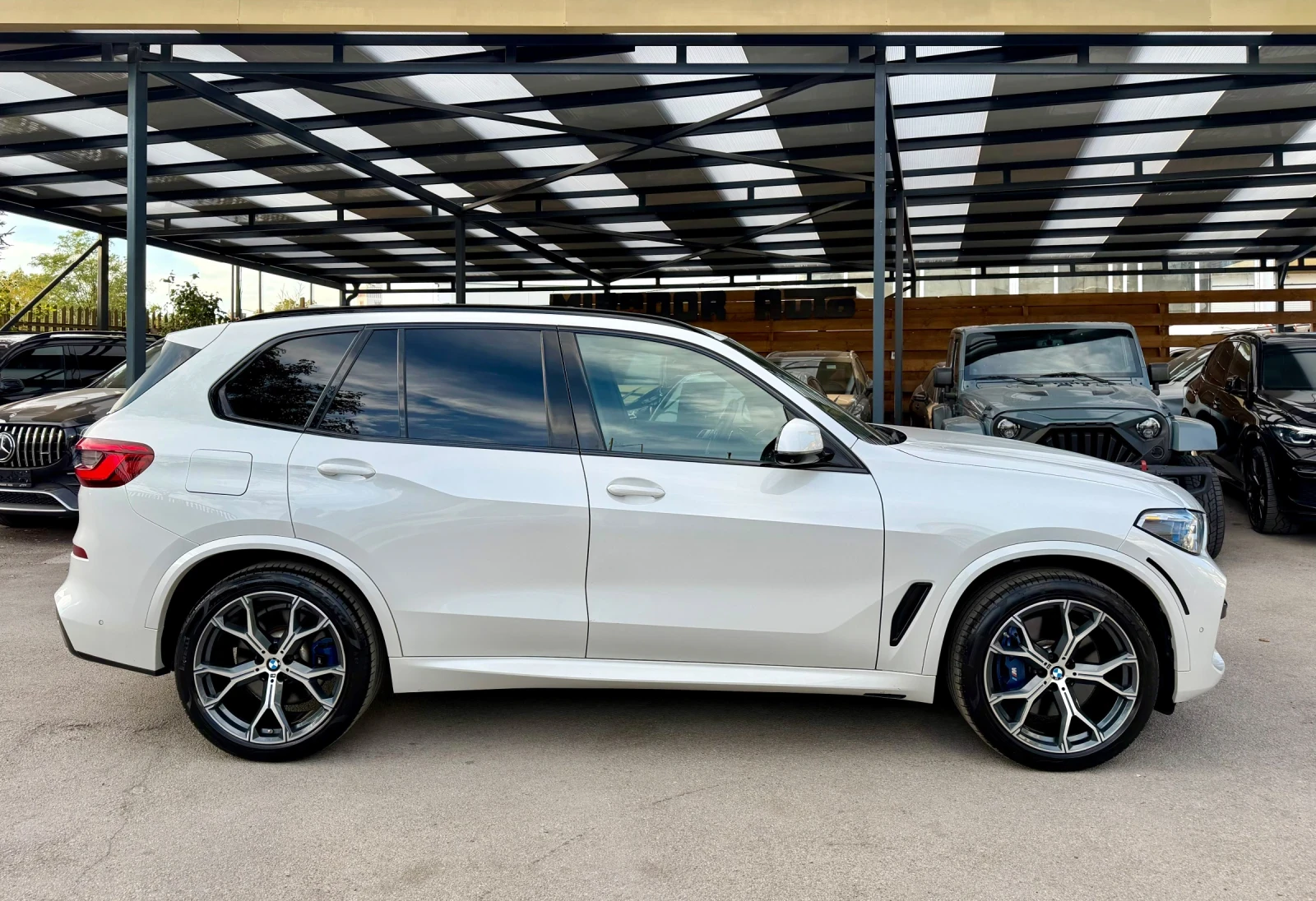 BMW X5 xDrive 40i M-Pack, снимка 7 - Автомобили и джипове - 56326231