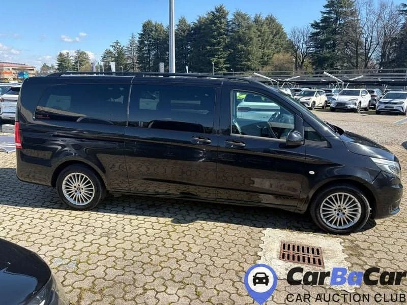 Mercedes-Benz Vito 220, снимка 11 - Бусове и автобуси - 53946870