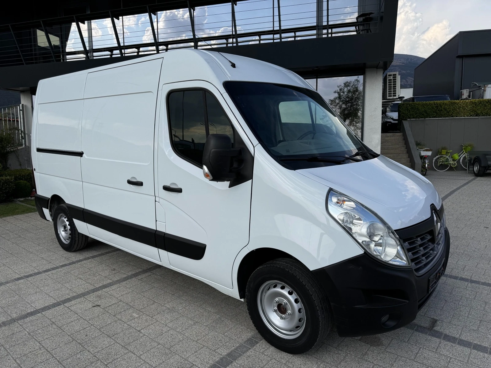 Renault Master dCI125 Клима Euro 5b - изображение 2