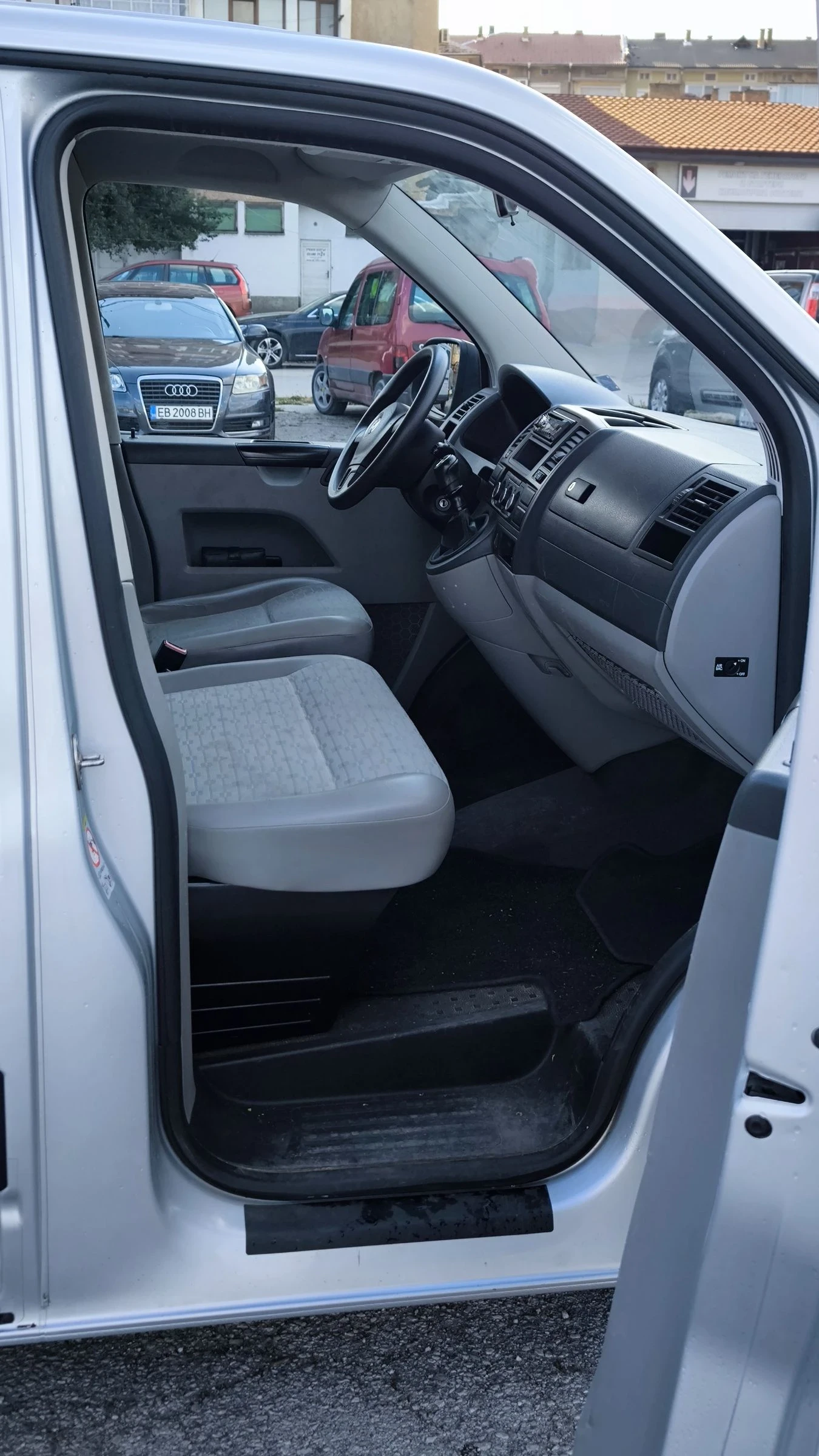 VW Transporter, снимка 11 - Бусове и автобуси - 55353272