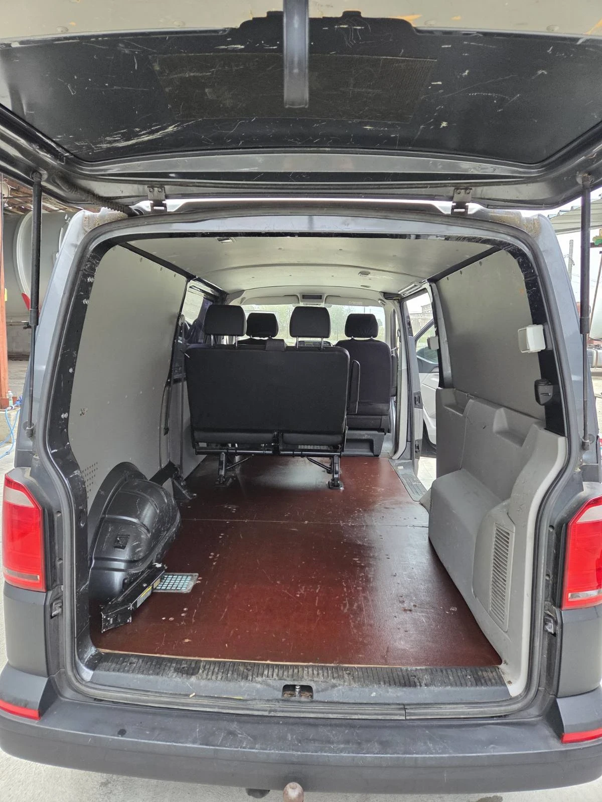 VW T6 Transporter, снимка 8 - Бусове и автобуси - 56590263