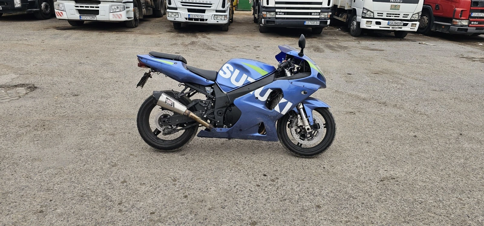 Suzuki Gsxr 750 k3 - изображение 5