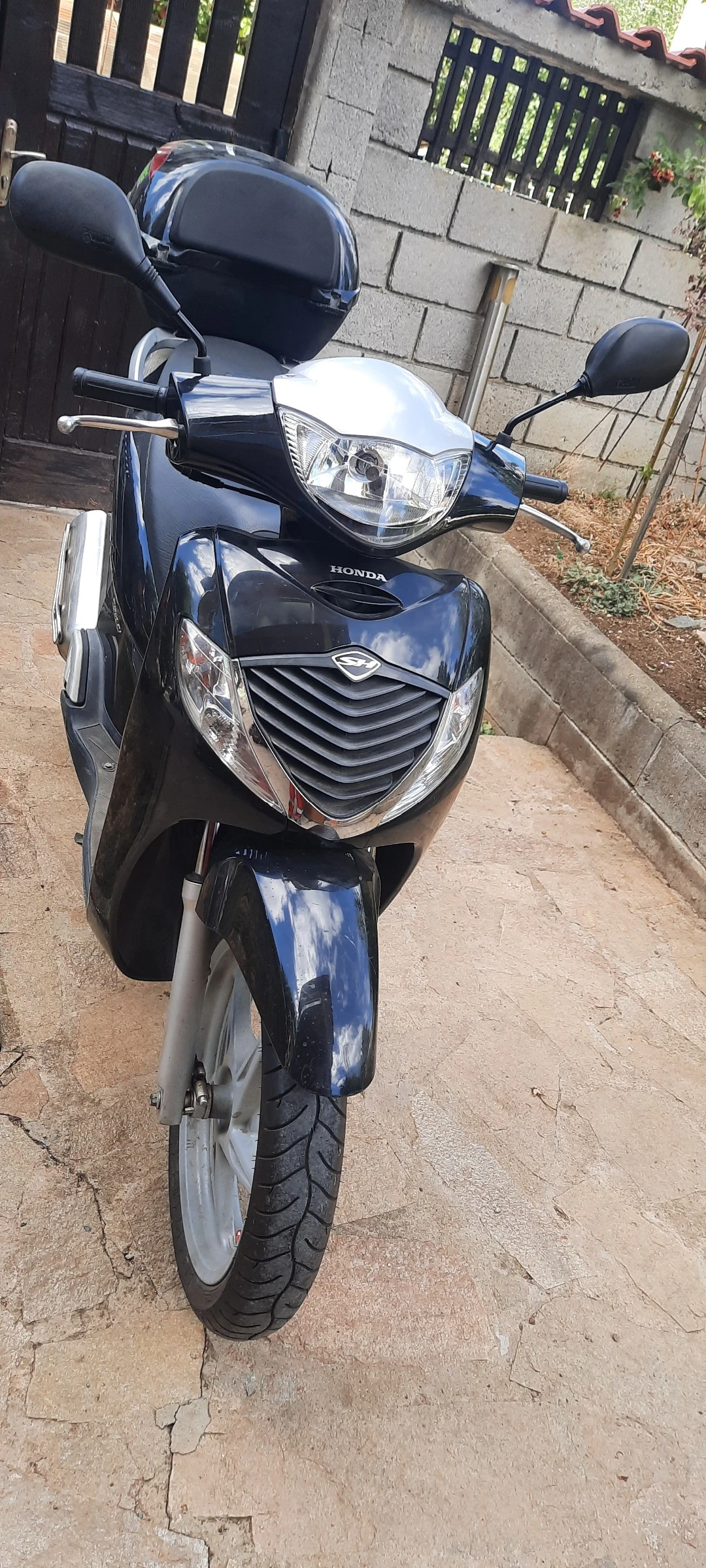 Honda Sh 150i, снимка 5 - Мотоциклети и мототехника - 56125372