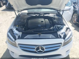 Mercedes-Benz C 300 2.0l Sedan, снимка 10