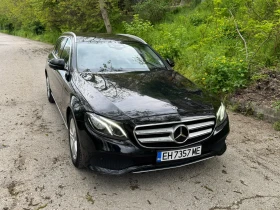 Mercedes-Benz E 220 4-Matic, снимка 2