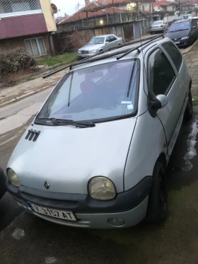     Renault Twingo C06