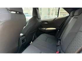 Toyota Corolla HB 1.8 HSD Luxury | Mobile.bg    11