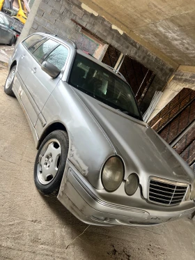 Mercedes-Benz E 220 2.2  CDI 143 к.с  - изображение 1