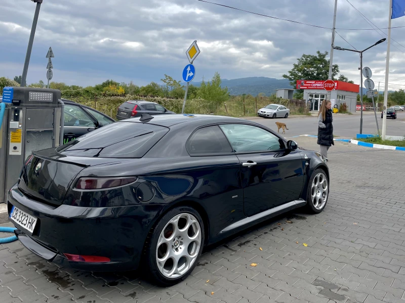 Alfa Romeo Gt Blackline, снимка 6 - Автомобили и джипове - 48360759