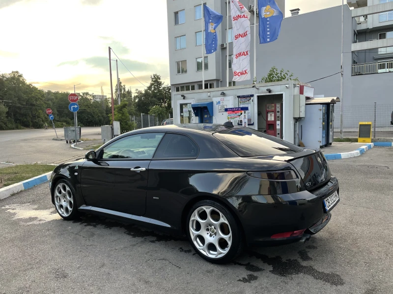 Alfa Romeo Gt Blackline, снимка 3 - Автомобили и джипове - 48360759