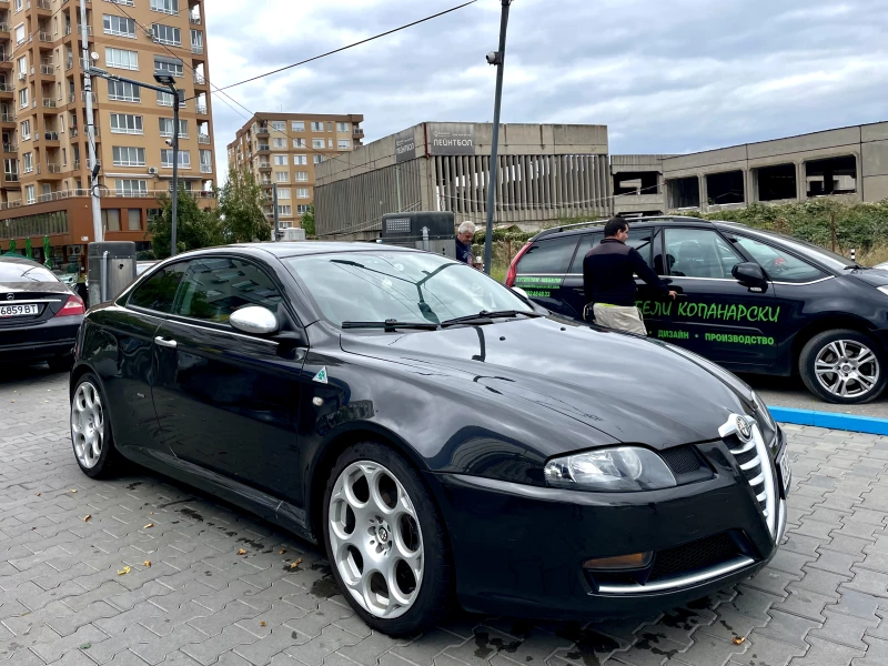 Alfa Romeo Gt Blackline, снимка 1 - Автомобили и джипове - 48360759