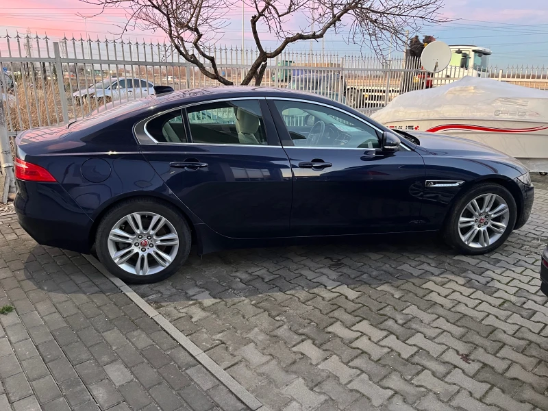 Jaguar XE 2.0 Diesel 180 k.c, снимка 4 - Автомобили и джипове - 48393991