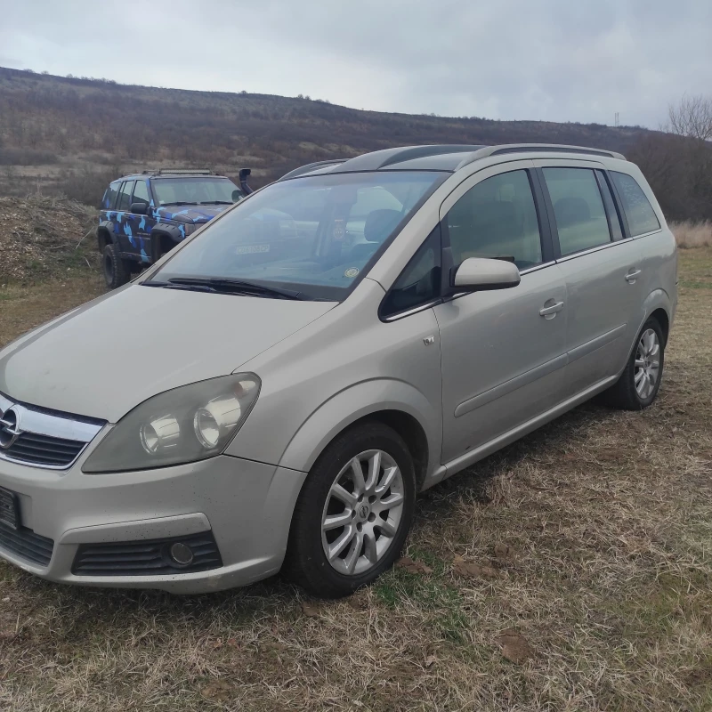 Opel Zafira 1.9d 150ks, снимка 3 - Автомобили и джипове - 48893485