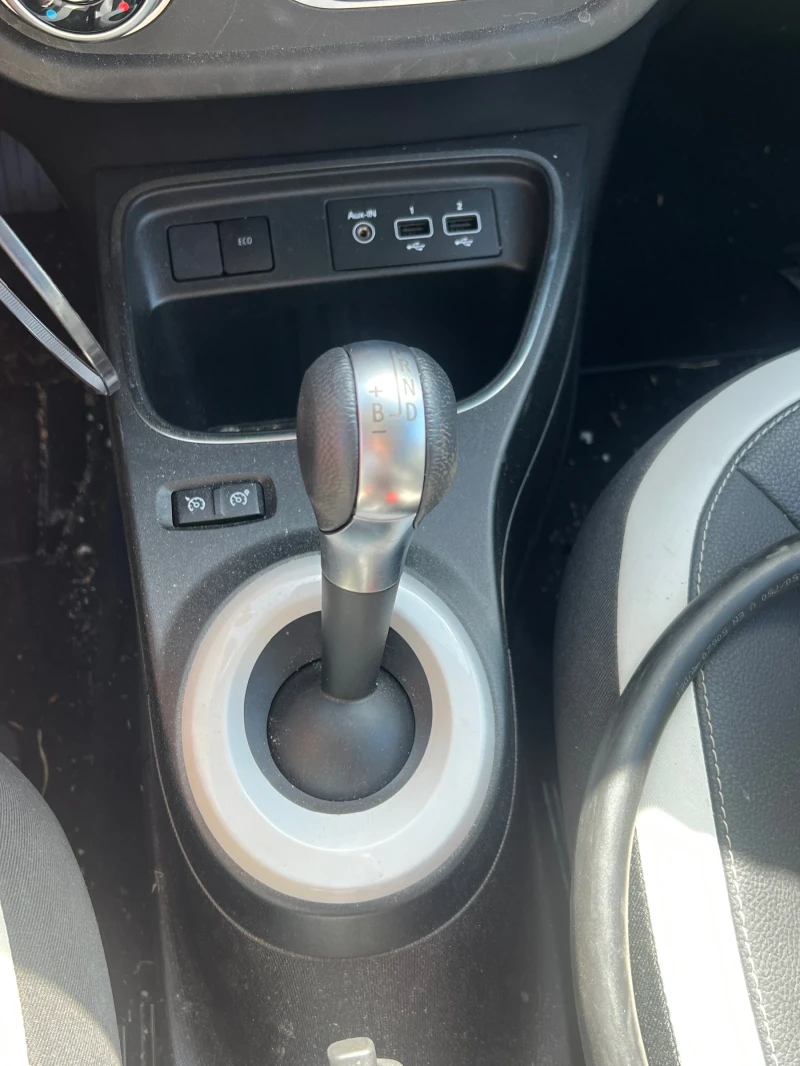 Renault Twingo, снимка 7 - Автомобили и джипове - 50692462