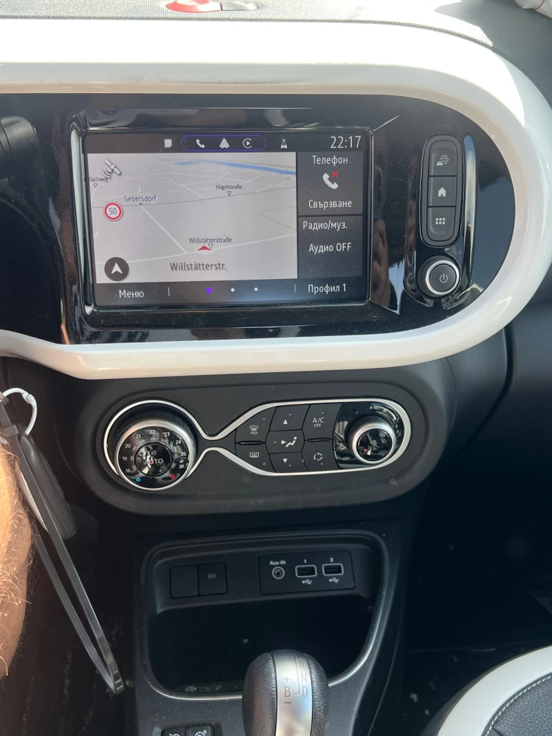 Renault Twingo, снимка 8 - Автомобили и джипове - 50692462