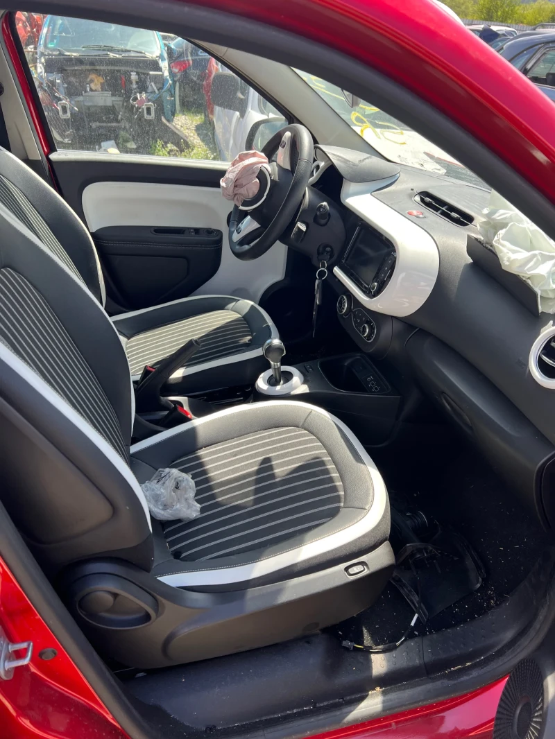 Renault Twingo, снимка 5 - Автомобили и джипове - 50692462