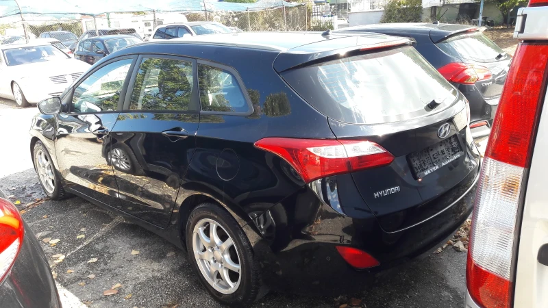 Hyundai I30 1.6 CRDi, снимка 6 - Автомобили и джипове - 51271916