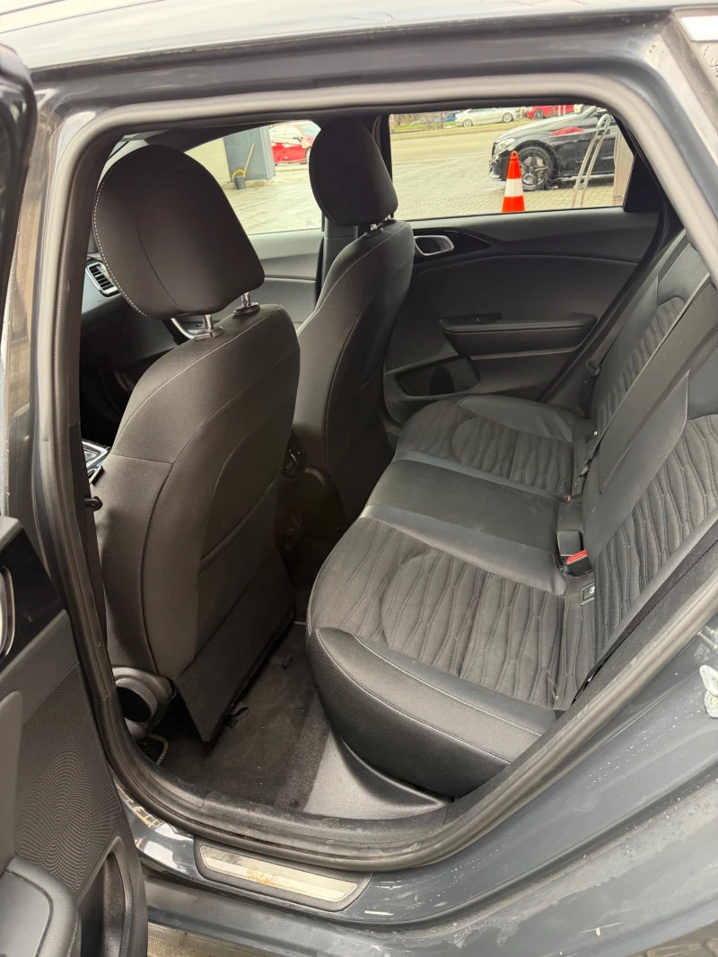Kia Ceed GT-Line MHEV 7AT DIGITAL, снимка 13 - Автомобили и джипове - 53101627
