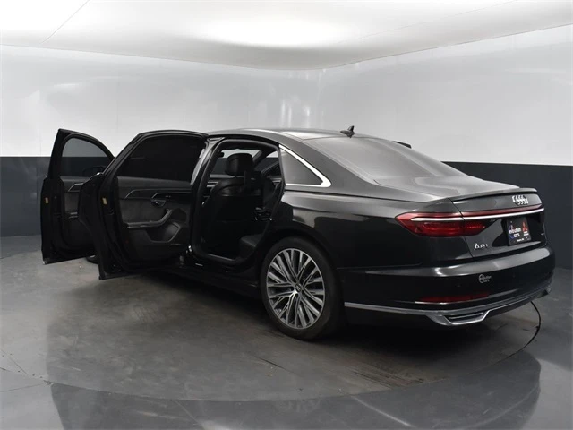 Audi A8 L QUATTRO* PANO* Wi-Fi* Camera* TV* , снимка 3 - Автомобили и джипове - 48692472