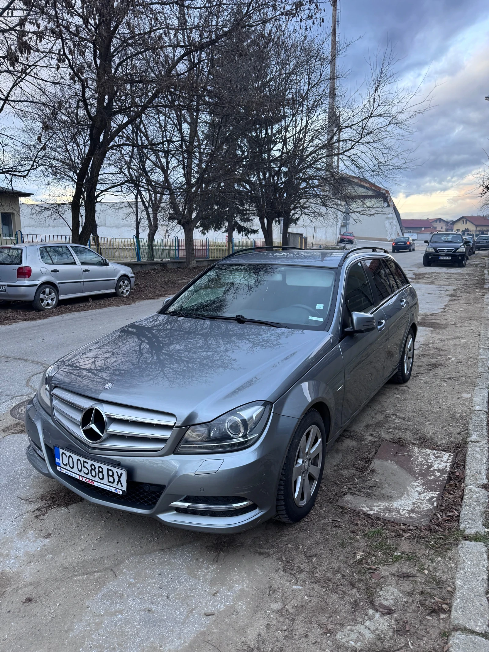 Mercedes-Benz C 220 2.2, снимка 1