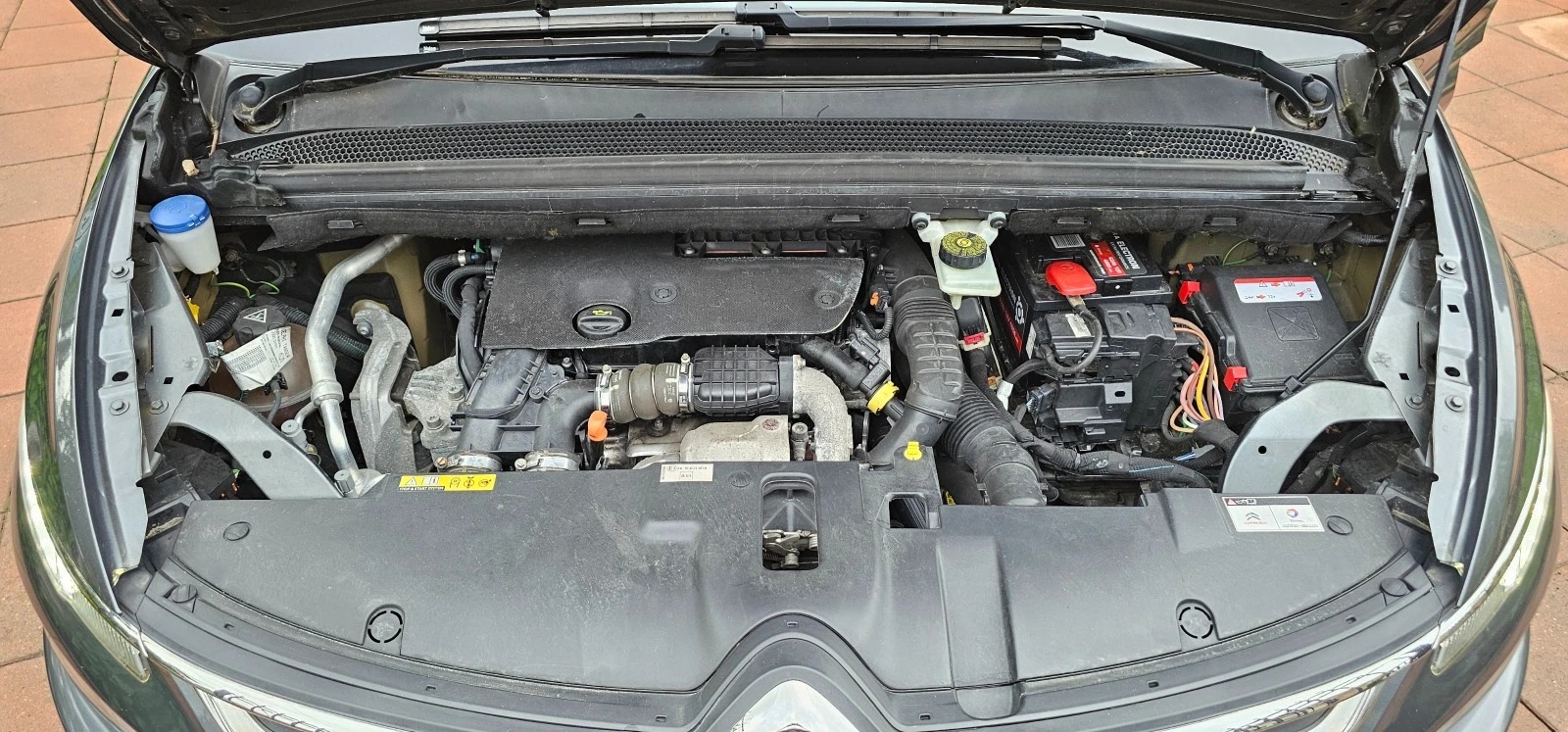 Citroen C4 Picasso 1.6 BLUE HDI AUTOMAT / 165300km  | Mobile.bg — изображение 17