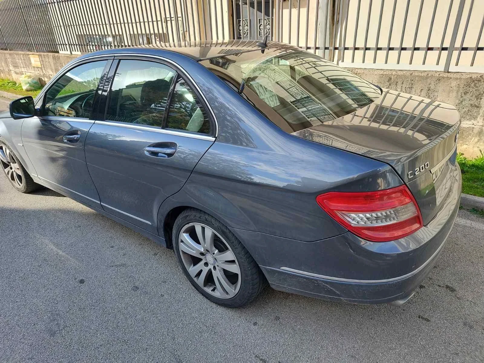 Mercedes-Benz C 200 COMPRESOR  184k GAZ  - изображение 9