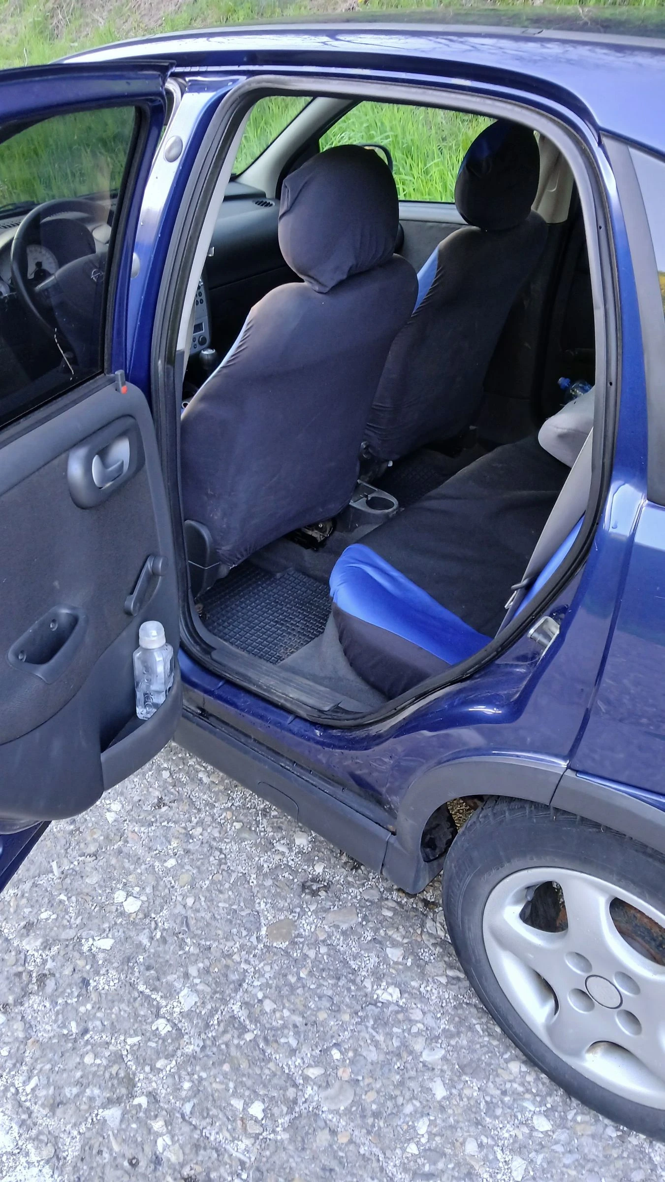 Opel Corsa 1.2 Twinport - изображение 8