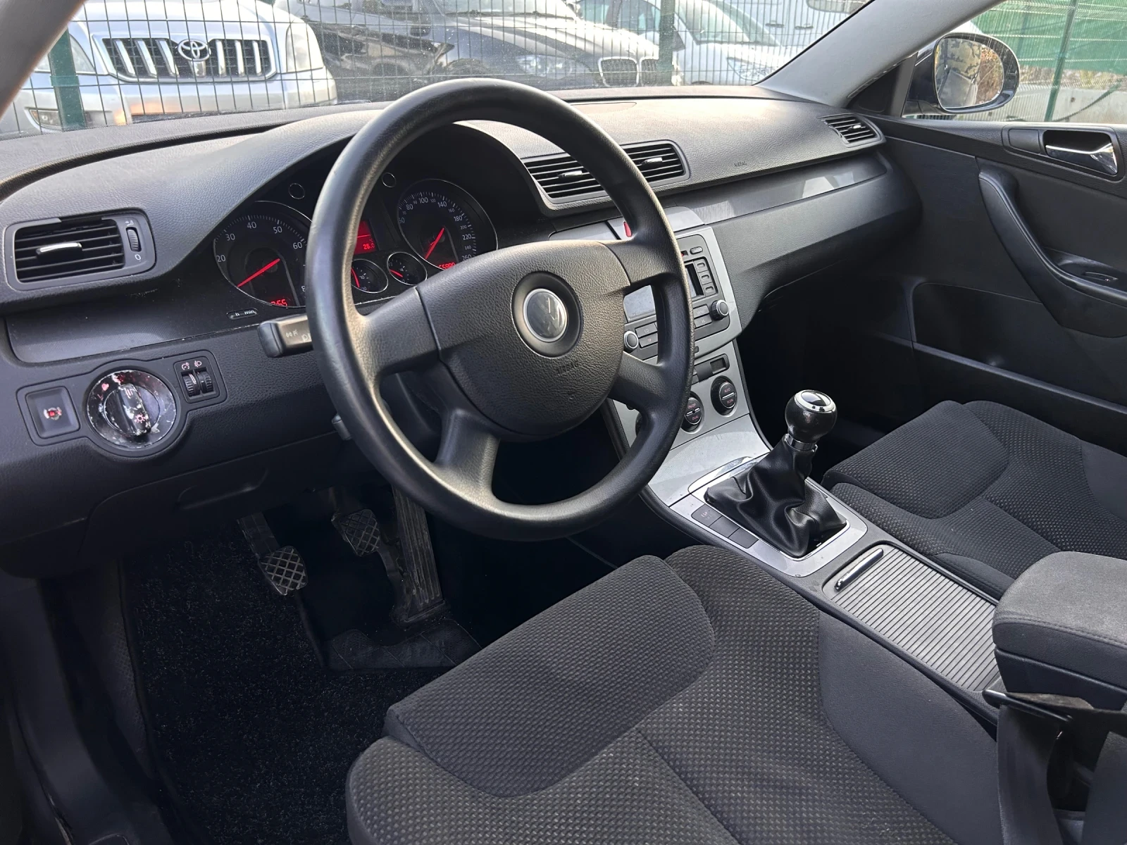 VW Passat  - изображение 10